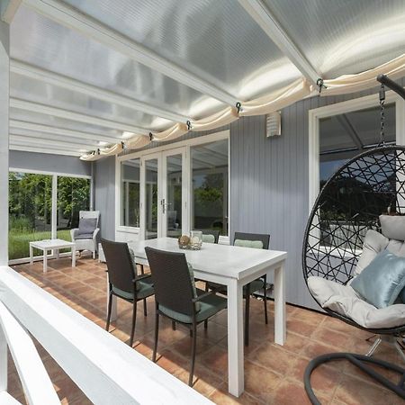 Modern Holiday Home With Large Garden Sint Maartensvlotbrug Экстерьер фото