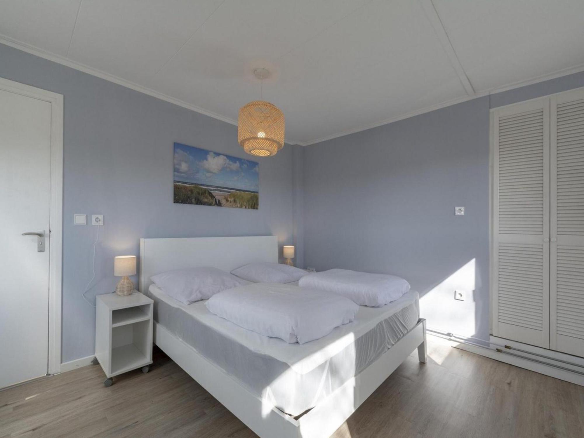 Modern Holiday Home With Large Garden Sint Maartensvlotbrug Экстерьер фото
